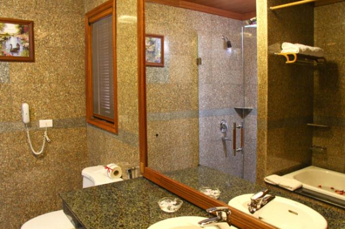 Bathroom - Hotel24h.net